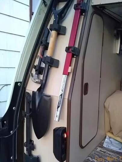 2个重型支架，橡胶夹，铲子橡胶紧固件 | 合成橡胶安装工具和设备橡胶夹，TPU材质，适用于车库工具固定、储藏室铲子存放，适用于越野车、卡车零件和配件、工具收纳夹、户外挖掘机铲架、全地形车、多用途车、拖车、房车、船只、工具和设备安装，通用加厚型