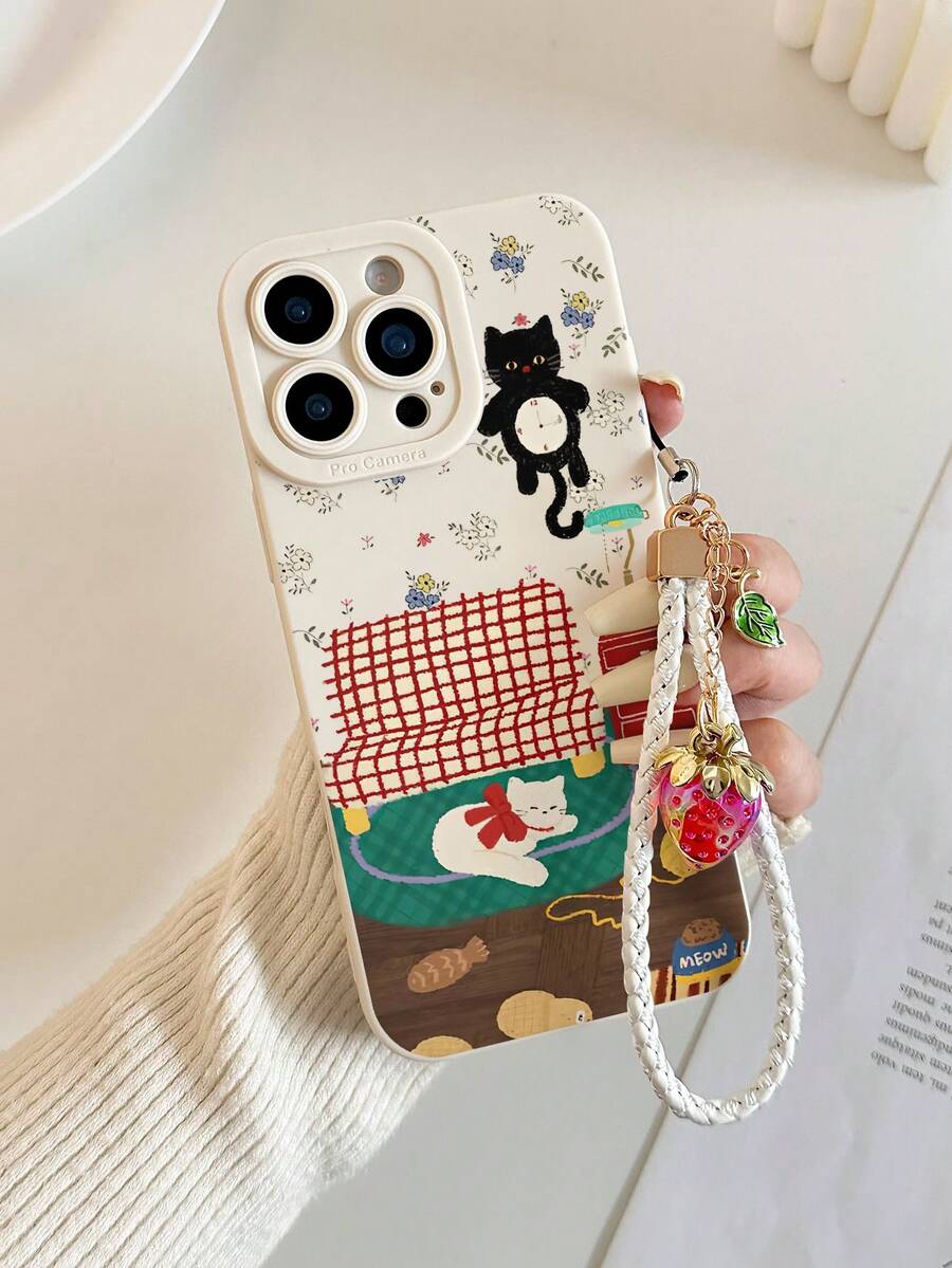 可爱猫咪彩绘镂空米色草莓手链吊坠简约时尚创意防震手机壳，兼容 17/ 17 Pro/ 17 Pro Max/ 16/11/16 Pro/16 Plus/16 Pro Max/16 e/15 Pro Max/13/14/12/XS/XR/7G/8P，兼容三星 Galaxy S25/S25 Plus/S25 Ultra/A16/A36/A26/A56/A50/A12/A32 - 彩色 - 查看 1