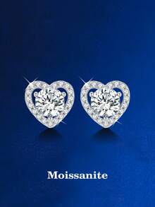 2只时尚简约925纯银0.5克拉莫桑石心形耳钉，适合女性日常佩戴、派对、节日、情人节、母亲节、生日等场合，是理想的珠宝礼物之选。 - EH0142M - 查看 5