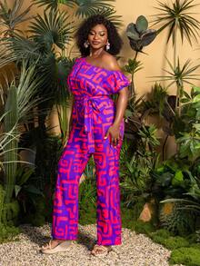 Faeriesty Eleganter Jumpsuit in Große Größen: Weites Bein Jumpsuit mit drapiertem Stehkragen Design, durchgängiger künstlerischer Grafikdruck, Taillen-Bindung - ideal als Outfit für Hochzeitsgäste, Outdoor Braut-Fotoshootings, romantische Garten-Porträts, tropische Zeremonien, Boho-Chic Mode-Redaktions-Urlaubs-Sommer - Rot-violett - Übersicht 7