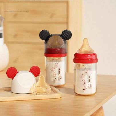 1个160毫升迷你玻璃奶瓶，采用硼硅玻璃制成，适合0-9个月的宝宝，耐热，带有清晰刻度，方便科学喂养，防胀气防呛，配有柔软的硅胶奶嘴，完全可拆卸，是新生儿或圣诞礼物的理想之选。