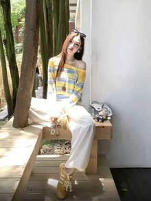 Elegant Casual Striped Contrast Color Off-Shoulder Pullover Short Knit Sweater For Women, Long Sleeve Knit Top - Multicolor - View 7