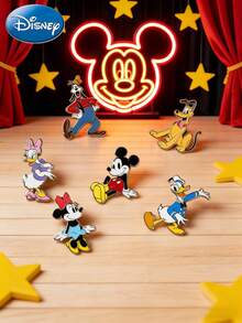 Disney 1枚迪士尼官方授权珐琅徽章，图案包括米奇、黛丝、唐老鸭、布鲁托、高飞等可爱卡通角色。这款徽章既可作胸针，也可作装饰徽章，适用于服装、包包、背包、帽子、发带等，是趣味十足的女士胸针，也适合收藏展示，是生日、情人节、圣诞节等节日的理想礼物。 - 彩色 - 查看 4