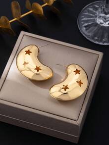 一对时尚镂空星月设计金色耳钉，适合女性日常休闲佩戴，斋月礼物 - 金黃色 - 查看 3