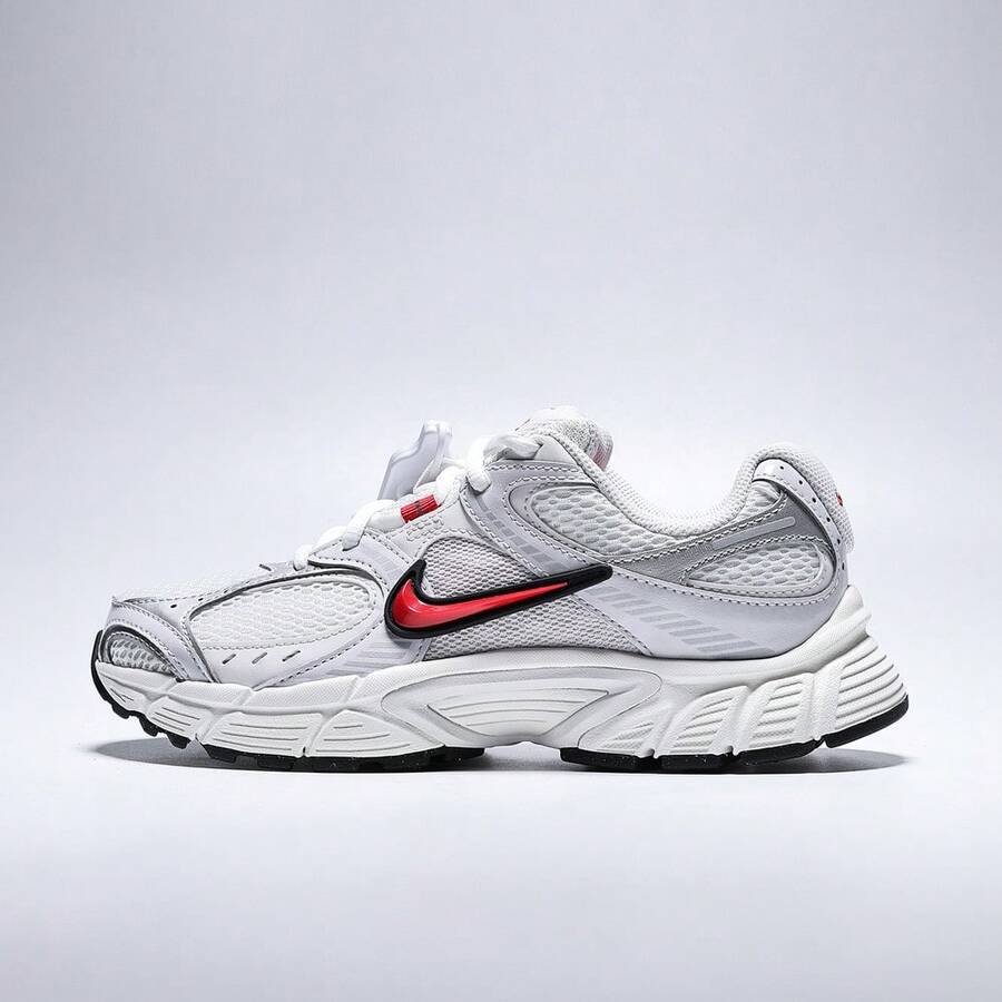 Women's W NIKE V5 RNR Casual Sports Shoes, Low-Top HQ7901-108 - Light Grey - View 1