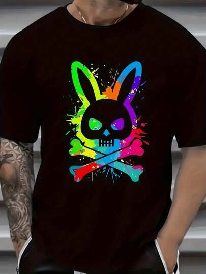 Camiseta de Hombre con Estampado de Calavera en Verde Neón y Rosa - Negra con Accesorios en Verde Neón y Rosa - Ligera y Transpirable, Corte Regular, Cuello Redondo, Manga Corta - Tejido Suave y Elástico, Adecuada para Uso Casual y de Fiesta - Estilo de Calle Candid, Comodidad para Todas las Estaciones - Lavable a Máquina, Top de Moda para Hombre, Ropa Diaria, Camiseta Estampada para Hombre, Camiseta de Hombre, Ropa de Hombre, Camisa de Hombre