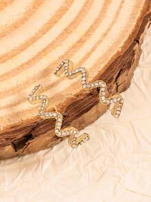 1 Pair Fashionable Wave Line Rhinestone Stud Earrings For Women - Wavy Lines - View 3