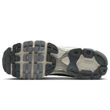 Men's Nike Air Max Moto 2K Lt Smoke Grey/Sail-Cool Grey (IQ7592 077) - Xám - Xem 6