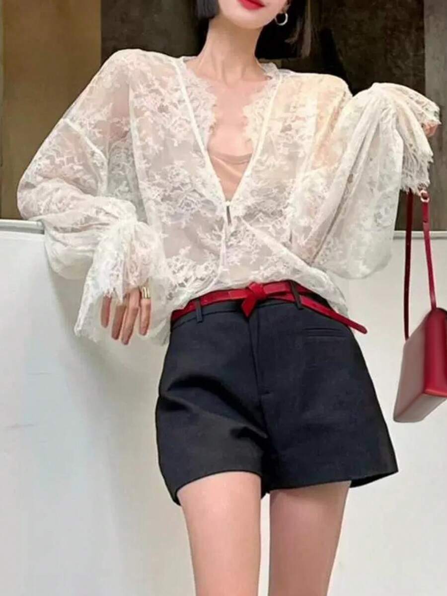 Top Casual Francesa Feminina de Manga Longa com Decote em V, Renda Sólida Transparente Elegante para Praia, Férias, Uso Diário, Branco Verão - Branco - Visão 1