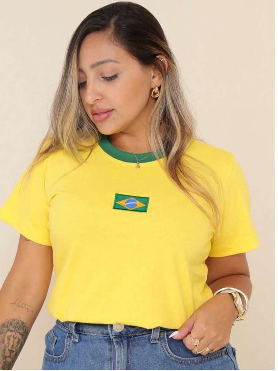 T-Shirts Embroidered With The Brazilian Flag. - Yellow - View 1
