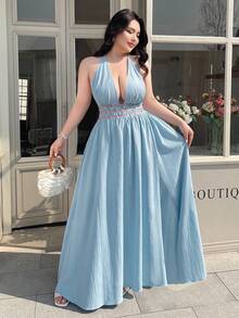 abyoxi 大码女式蓝色性感深V领褶皱露背A字连衣裙，腰部饰有花卉图案，休闲度假沙滩裙，春夏新款 - 淺藍色 - 查看 7