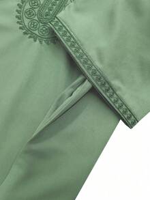 Bata de manga corta con bordado marroquí y bolsillos laterales para hombres, bata casual de casa islámica para hombres, bata de Ramadán para hombres - Verde - Ver 6