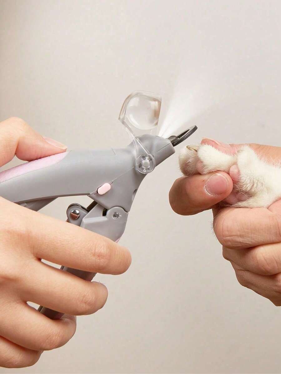 1pc 5X Magnifying Pet Nail Clipper With LED Light