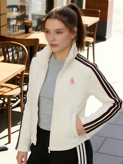 Adidas NYR 女士保暖夹克/外套 JKT2，休闲日常穿着，户外运动，舒适夹克 KG3456
