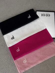 Microfiber Sports Towel For Gym, Soft And Absorbent - Coral Pink - View 2