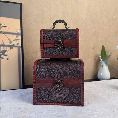 1个复古棕色首饰收纳盒，适合室内装饰、摄影道具，也可作为礼物送给朋友。