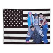 1pc Personalized K-Pop Lngshot Wall Tapestry,Lngshot Photo Flag Banner, Aesthetic Fan Room Decor Gift,Zillakami American Flag Tapestry – "Chaos King" Rap Wall Art Decor Tapestry,Tapestries Hanging Dorm Party Backdrop Decorations,Ideal Gift For Bedroom Living Room Corridor, Wall Art, Wall Decoration, Room Decoration - A - 查看 2