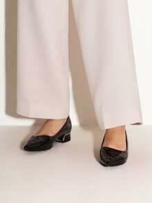 NobleVue Bailarinas de punta con efecto de piel de cocodrilo de microfibra y cuero patentado para otoño/invierno - Negro - Ver 3