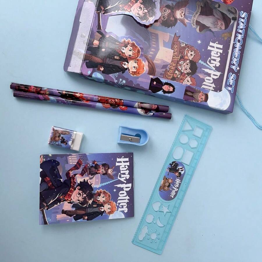 6件套哈利波特文具套装，包括2支铅笔、1个卷笔刀、1块橡皮、1个笔记本、1把尺子，适合作为派对礼物、生日礼物、返校礼物、粉丝礼物。 - 彩色 - 查看 1