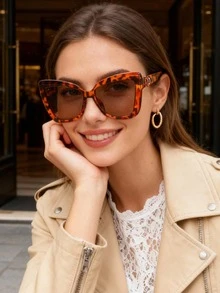 1副超大复古时尚眼镜，适合日常佩戴、街头风、度假、海滩等各种场合。 - 豹紋框 - 查看 6