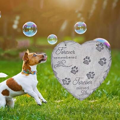 "Forever Remembered, Forever Missed" Heart-Shaped Pet Resin Memorial For Dogs Or Cats Wall Mountable, English Style, Resin Material, Animal Theme, Suitable For Indoor And Outdoor Use