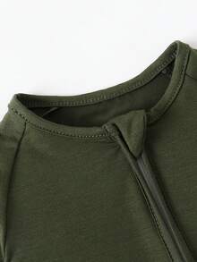 Junblebaby Baby Boy Bamboo Fiber Zipper Romper ,Tight-Fitting Style-Bamboo Fiber Solid Color Long-Sleeved Zipper, Baby Boy Clothes, Bamboo Baby Jumpsuit, With Bidirectional Zipper & Foldable Footie (0-3Y) - 墨綠色 - 查看 4
