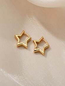 1 Pair Gold Star Hoop Earrings, Minimalist Hollow Geometric Design, Versatile Daily & Party Earrings For Girl - Gold - View 4
