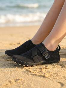 TATORHT 1 Pair Kids' Summer Quick-Dry Fashionable Random Print Breathable Mesh Low-Top Slip-On Water Shoes With Hook And Loop, Boys' Barefoot Beach Swimming Shoes With Rubber Soles For Outdoor Activities, Indoor Fitness Yoga Running Jumping Rope - Black - View 6