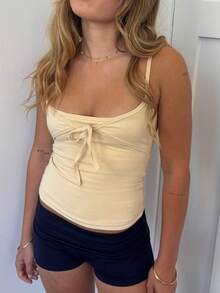 Women's Tie Front Camisole Top Spaghetti Strap Slim Fit Backless Y2K Casual Top - 卡其色 - 查看 2