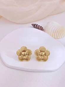Big Stud Earrings For Women Vintage Gold Statement Chunky Stud Earrings Geometric Lightweight Gold Earrings Floral Heart Flower Round Earrings Stud European American Ins Style Women Spring Jewelry Summer Beach Vacation Bikini Accessories Attractive Clothes, Wedding Dresses Accessories - Versatile JewelryPerfect For Wearing While Swimming, Bathing, Exercising ,Great For Valentines Day, Birthday, Mother Day, And Vacation Surprises. - Multicolor - View 8