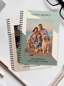 家庭照片螺旋笔记本，家庭照片拼贴日记本，照片螺旋笔记本个性化日记本，自定义文字和照片日记本。定制照片拼贴笔记本，个性化螺旋笔记本，送给闺蜜的礼物创意，母亲节送给妈妈的照片回忆日记。 - 彩色 - 查看 3