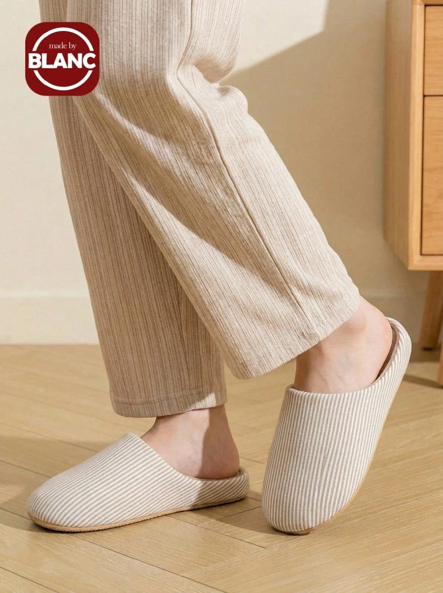 超轻室内男女通用拖鞋保暖毛绒家居拖鞋春秋鞋女士居家平底柔软静音卧室拖鞋情侣拖鞋适合所有季节 - 米色 - 查看 1