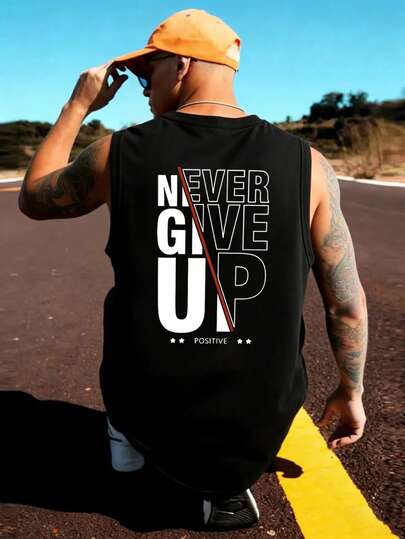 男士休闲宽松运动背心，舒适透气，适合户外活动和日常休闲穿着。