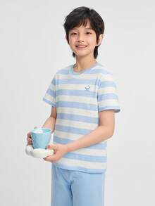Balabala Young Boy Soft Fabric Cartoon Smiley Face Striped Print Round Neck Short Sleeve Casual T-Shirt, Loose Fit - White and Blue - View 4