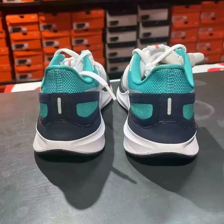 Nike 女子跑步鞋新款AIR ZOOM STRUCTURE 25戶外健身運動鞋休閒鞋長跑穩定緩震公路跑 - 白色 - 查看 9