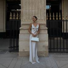 New Spring/Summer Sexy V-Neck Lace-Trimmed Long Satin Dress - 白色 - 查看 2