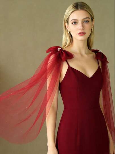 1件彩色亮片薄纱蝴蝶结臂套披肩，有酒红色、紫色、蓝色可选，正式礼服配饰，配有可拆卸肩别针