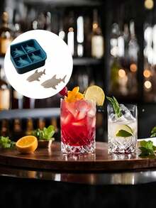 Shark Ice Cubes Reusable, Shark Silicone Ice Mold Features A Non-Stick Tray With Four Compartments,Stackable Flexible And Reusable & Easy Release,Trays Silicone Easy-Release And Flexible Trays For Freezer, Whiskey, Cocktail,Perfect For Creating Ice Cubes, Chocolates, And Cookie Shapes, Making It An Essential For Dessert Enthusiasts And Creative Kitchen Gatherings,Fun,Odd Novelty Cute Shark Gifts - Nhiều màu - Xem 5