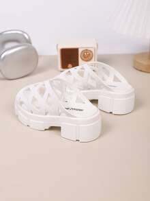 Kids Fashion Slippers, New Summer Thick Sole Mesh Hollow Design Stylish & Breathable Children Slippers - Beige - View 5