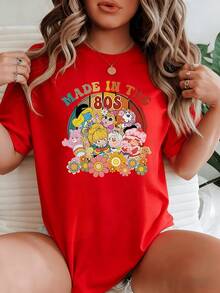 Retro 80s Themed Graphic With Colorful Cartoon Characters Surrounded By Vibrant Flowers And Rainbows Women's Casual 100% Cotton Tshirt - 紅色 - 查看 1