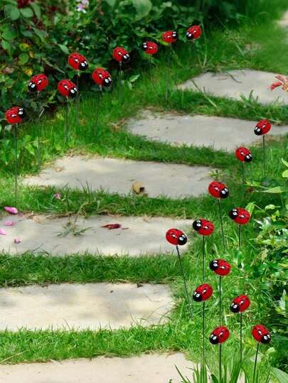 10pcs Lifelike Wooden Bee & Ladybug Decorative Stakes, Suitable For Outdoor Garden, Lawn Path, Planter Decoration, Applicable For Yard, Patio, Courtyard And Other Outdoor Decor