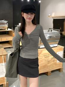 Sexy Lace V-Neck Long Sleeve Fitted T-Shirt Undershirt - Grey - View 2