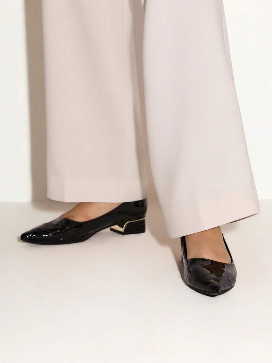 NobleVue Bailarinas de punta con efecto de piel de cocodrilo de microfibra y cuero patentado para otoño/invierno - Negro - Ver 1