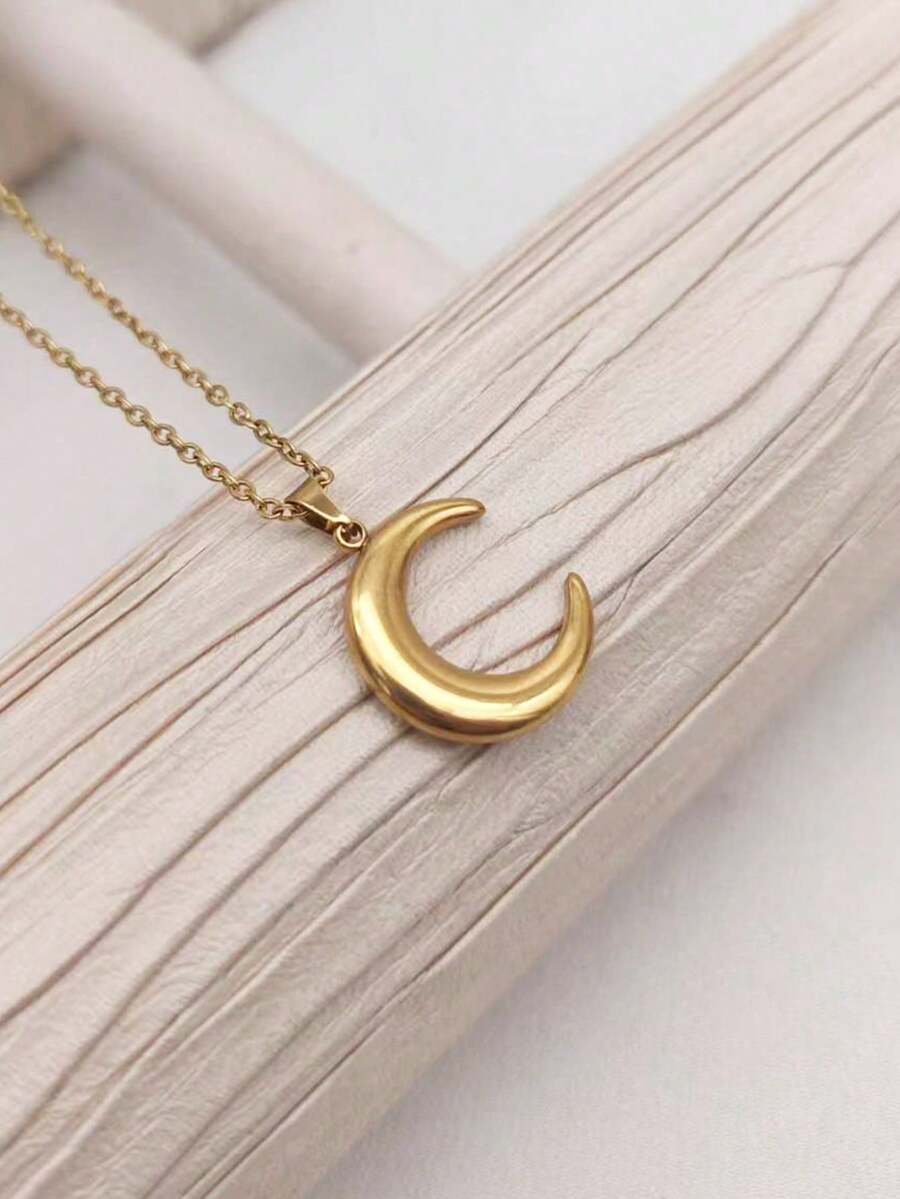 1pc Fashionable Minimalist Necklace For Women, Elegant Moon Pendant Clavicle Chain, Versatile & High-End - Yellow Gold - View 1