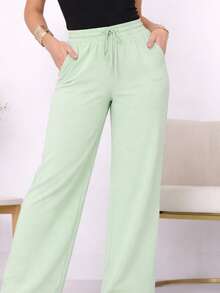 Wide-Leg, Loose-Fitting, High-Waisted Pants In Duna Fabric With Elastic Waistband And Pockets. - Apple Green - View 2