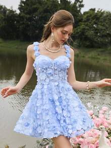 Faeriesty 优雅的无肩带迷你连衣裙，饰有立体3D花卉贴花、层叠裙摆和甜心领口，适合花园婚礼、浪漫写真、新娘写真、订婚庆典、春季派对誓言重温仪式等场合。 - 藍色 - 查看 8