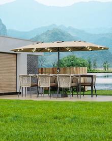 Sombrilla solar de 4.5 m con base pesada e iluminación LED de 36 focos, inclinable con manivela, ideal para terraza, jardín, mesa, piscina o playa. - A - Ver 7