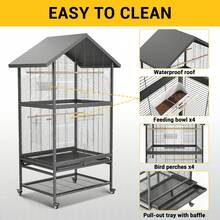 Jaula de Aves de Acero Forjado 65.7 Pulgadas, Bandeja Extraíble y Cerradura | Jaula Voladora Grande con Cuenco de Alimentación/Soporte/Ruedas Girebles 360°, Ideal para Cotorras, Loro Gris, Periquitos y Más - 80*60*167cm - Ver 4