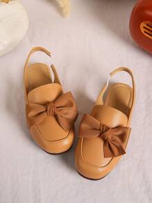1 Pair Girls' PU Bow Soft Bottom Breathable Closed Toe Flat Sandals, Suitable For Spring And Summer - Brown - View 1