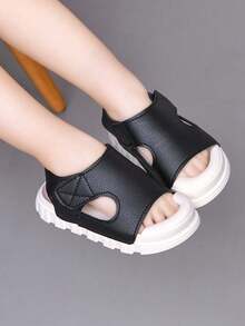 1 par de sandalias planas y lindas con diseño simple, de PU con , suela suave antideslizante, apropiadas para bebés en la playa durante el verano - Negro - Ver 7